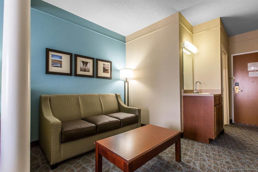 Comfort Suites Southport - Oak Island Exterior foto