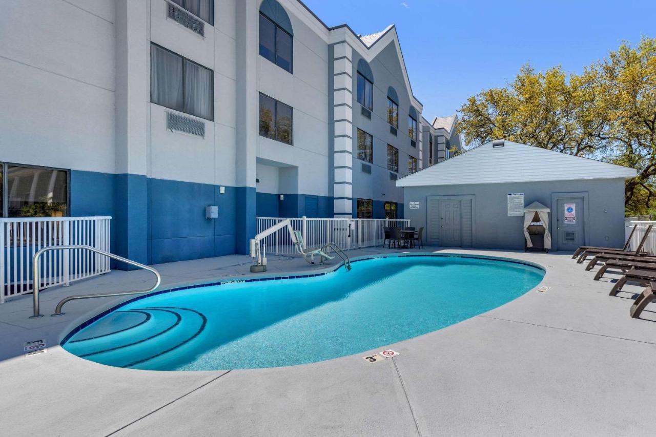 Comfort Suites Southport - Oak Island Exterior foto